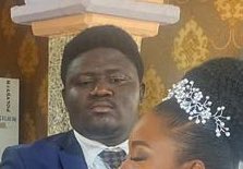 Nigerian man shares photo of his reaction after his brother’s bride kept crying during their exchange of vows