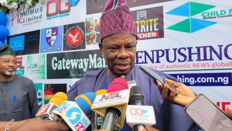 Save Journalism From Quacks, Emergency Reporters -Amosun Begs Stakeholders.
