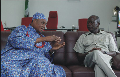 “Forgive Me” Oshiomole Tenders Public Apology To Igbinedion.